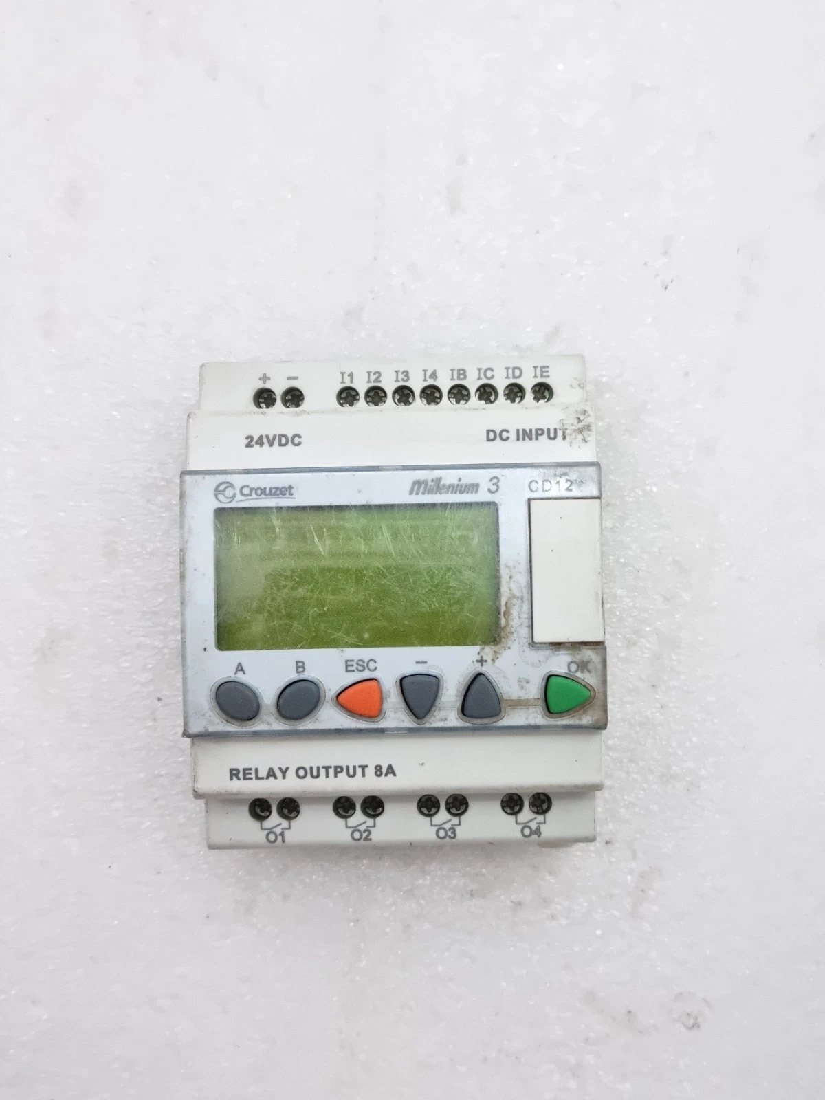 CROUZET MILLENIUM3 CD12 PLC Programmable Logic Controller Smart Relay